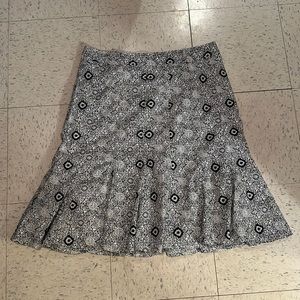 Black & White Flower Skirt by Laura Size 14